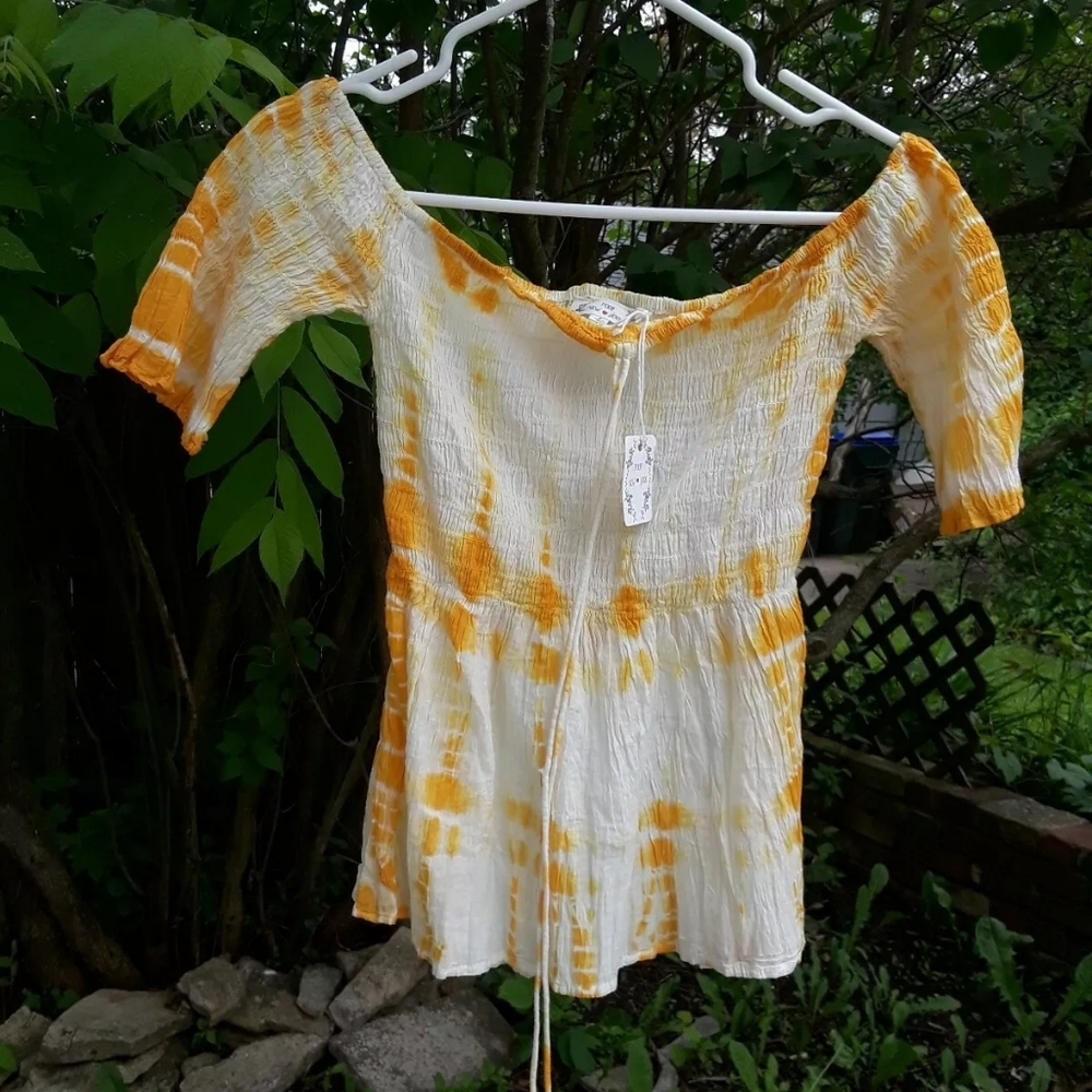 Poof New York #200 Girls Tank Top NWT Sz S Yellow and White
